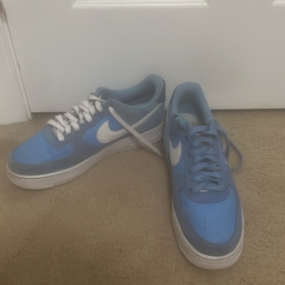 Air Force 1 first use unuversity blue - Picture 3 of 7
